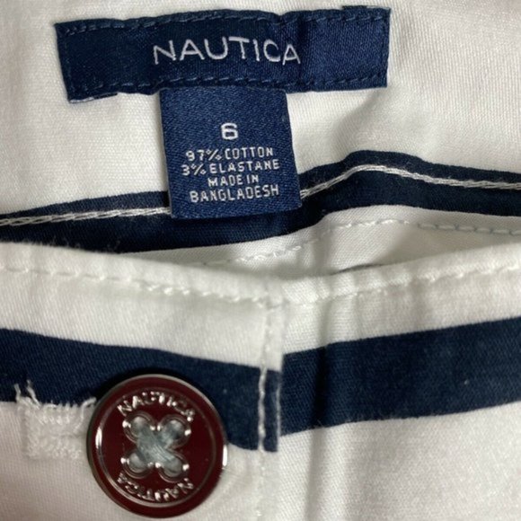 Nautica Women's Cotton Stretch Twill Shorts - Picture 5 of 5